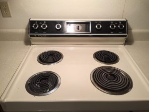 Electric Stovetops with Glass Surfaces